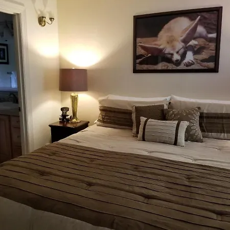 Fox Den Bed & Breakfast-2